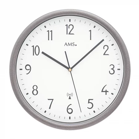 Runde analoge Wanduhr mit grauem Rahmen und weißen Zifferblatt