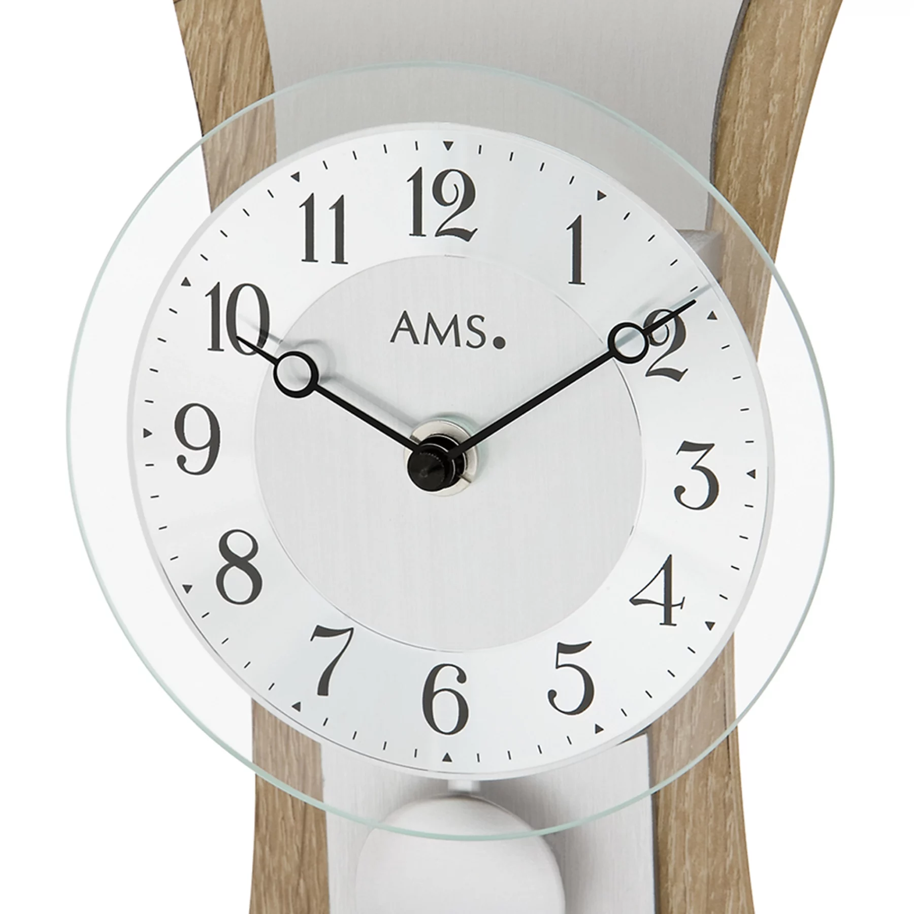 Moderne wanduhr aus holz mit gläsernem zifferblatt