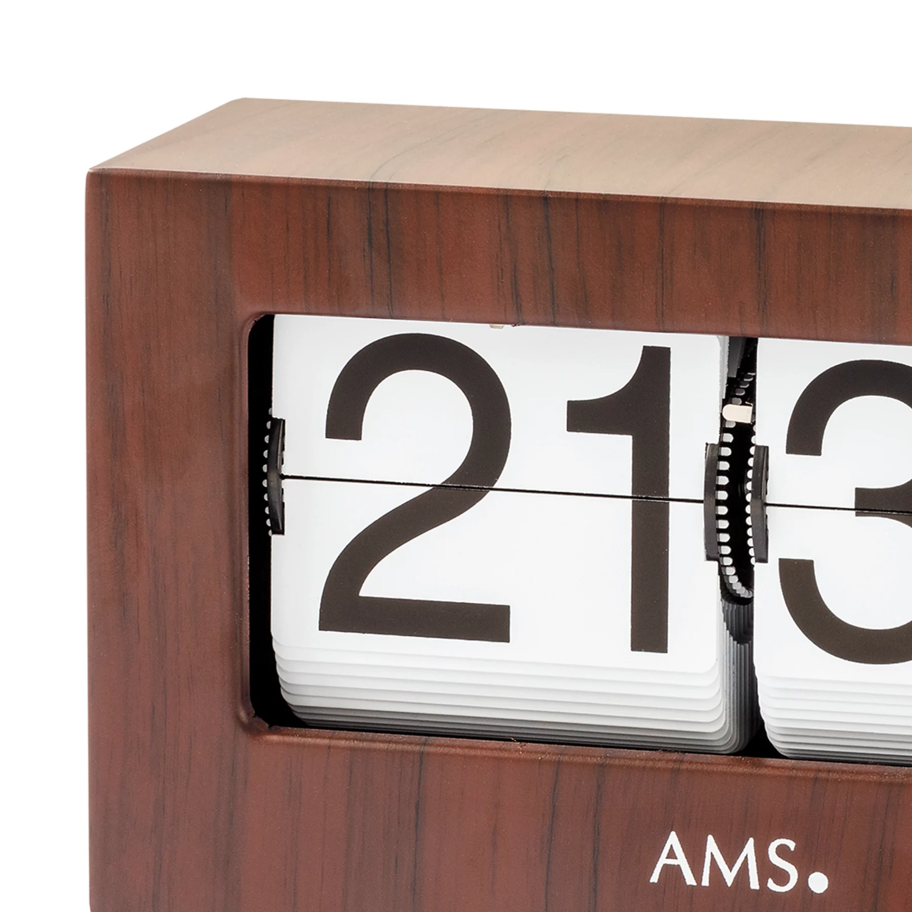 Holzuhr mit Klappzahlenanzeige bei 21:37 Ansicht