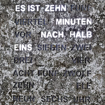 Quadratische LED-Uhr mit beleuchteten deutschen Wörtern