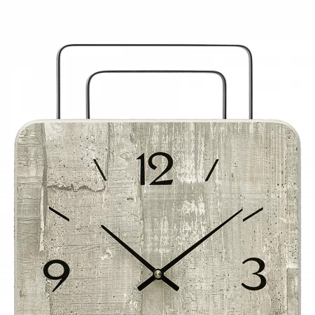 Quadratische Wanduhr mit Betonoptik und schwarzen Zeigern