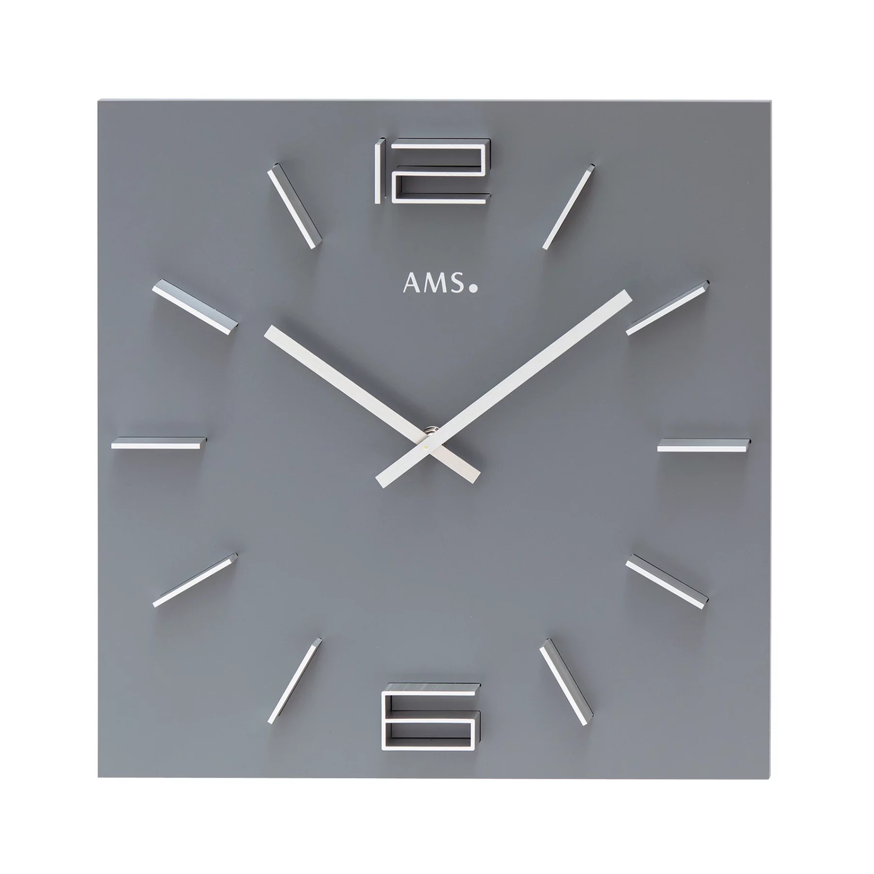 Graue quadratische Wanduhr mit silbernen Zeigern und Ziffern
